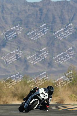 media/Oct-30-2025-Racers Edge (Thu) [[dabbdaf680]]/2-A Group/Session 5 (Turn 7)/